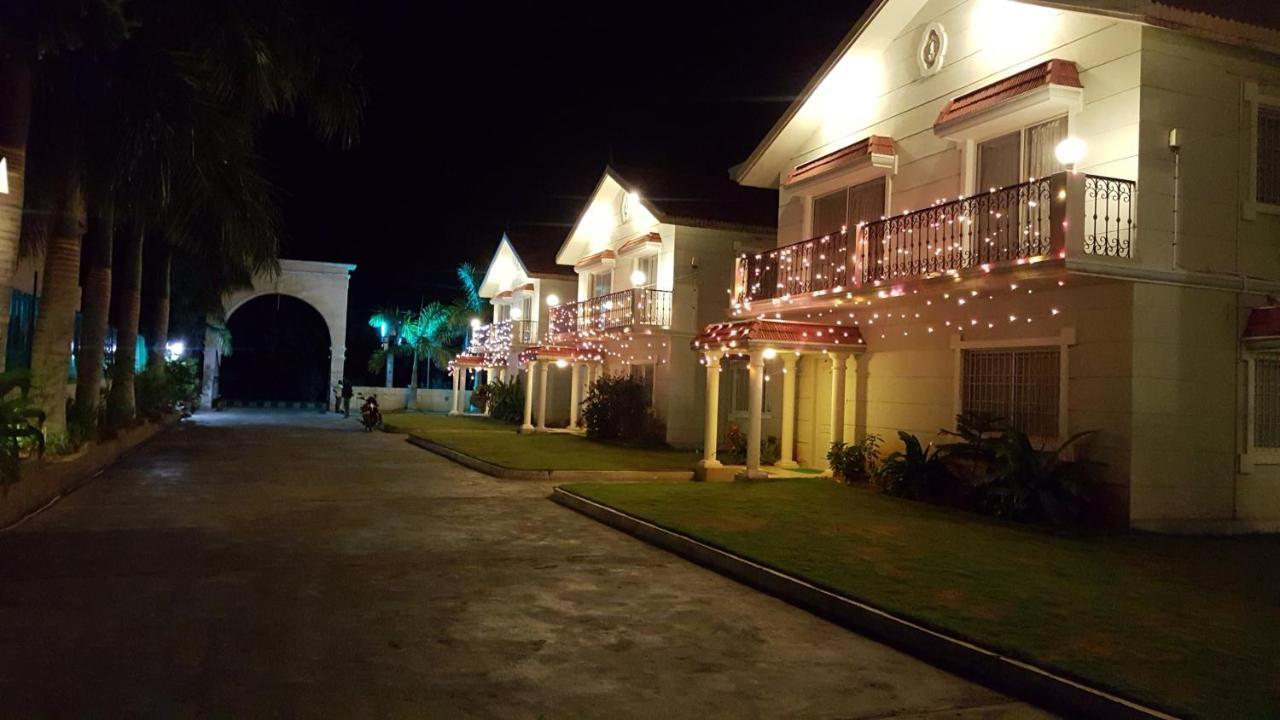 Sai Maa Resort And Convention Centre Puttaparthi Eksteriør bilde